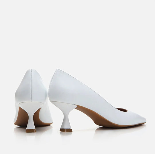 Stileto lëkurë origjinale ngjyrë e bardhë