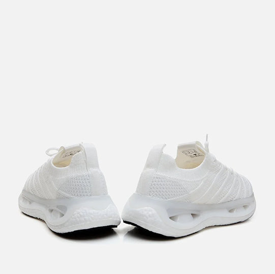 Patikë ngjyrë e bardhë