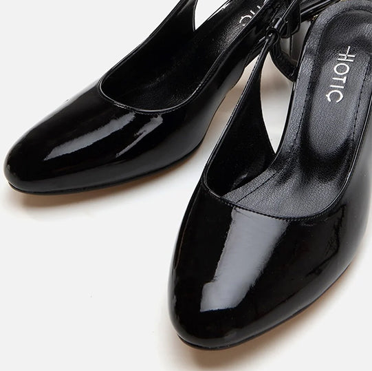 Këpucë elegante ngjyrë e zezë