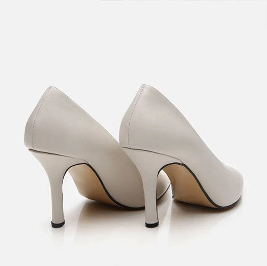 Stileto lëkurë origjinale ngjyrë nude