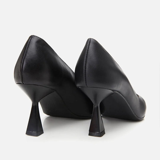 Stileto lëkurë origjinale ngjyrë e zezë