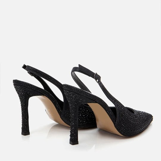 Stileto ngjyrë e zezë