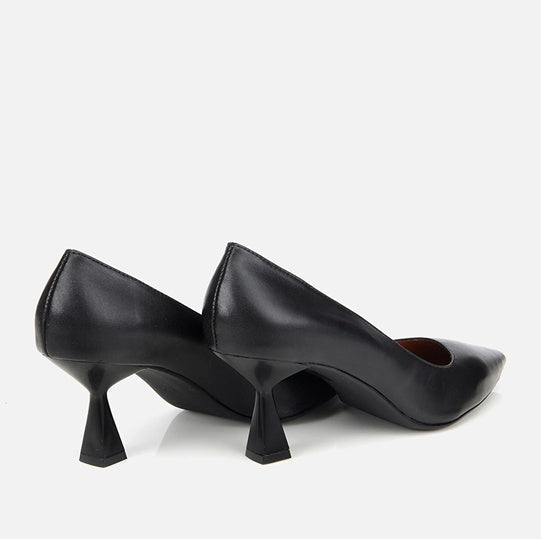 Stileto lëkurë origjinale ngjyrë e zezë