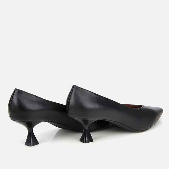 Stileto lëkurë origjinale ngjyrë e zezë