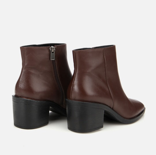 Gjysëm çizme lëkurë origjinale ngjyrë kafe