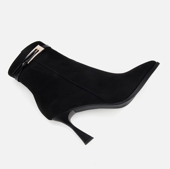 Gjysëm çizme ngjyrë e zezë