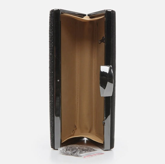 Çantë dore ngjyrë e zezë