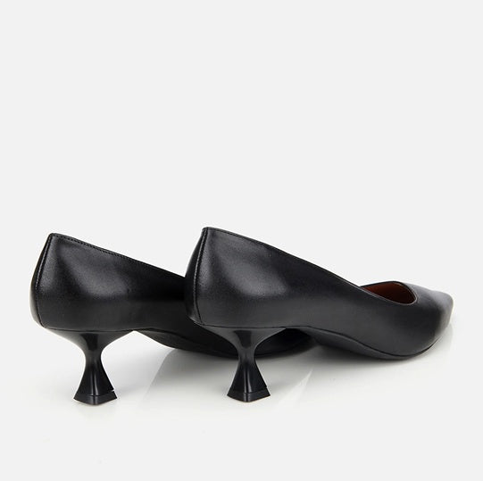 Stileto lëkurë origjinale ngjyrë e zezë