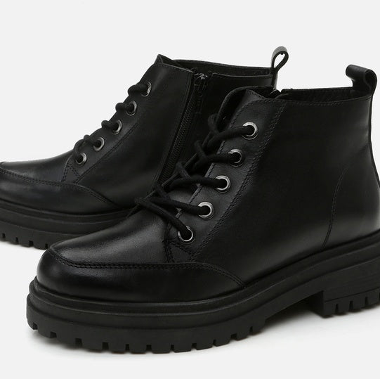 Gjysëm çizme lëkurë origjinale ngjyrë e zezë