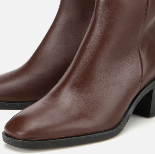 Gjysëm çizme lëkurë origjinale ngjyrë kafe