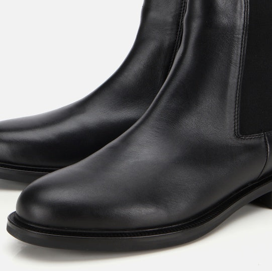 Gjysëm çizme lëkurë origjinale ngjyrë e zezë