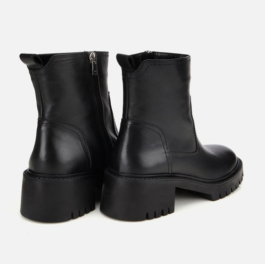 Gjysëm çizme lëkurë origjinale ngjyrë e zezë