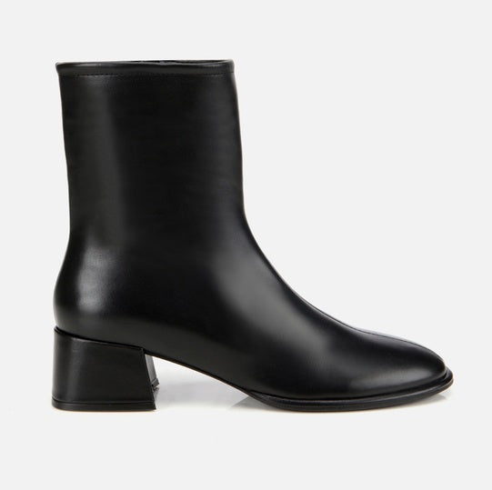 Gjysëm çizme lëkurë origjinale ngjyrë e zezë