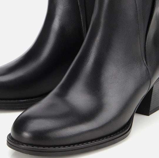 Gjysëm çizme lëkurë origjinale ngjyrë e zezë