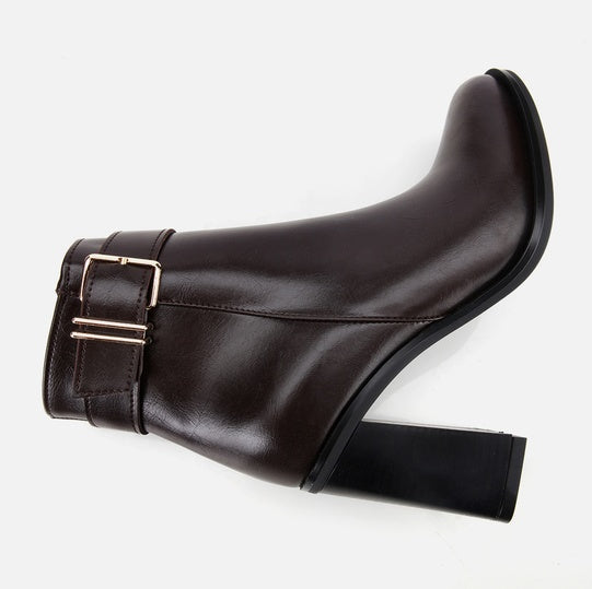 Gjysëm çizme ngjyrë kafe