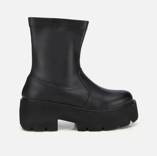 Gjysëm çizme lëkurë origjinale ngjyrë e zezë