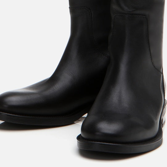 Çizme e gjatë lëkurë origjinale ngjyrë e zezë