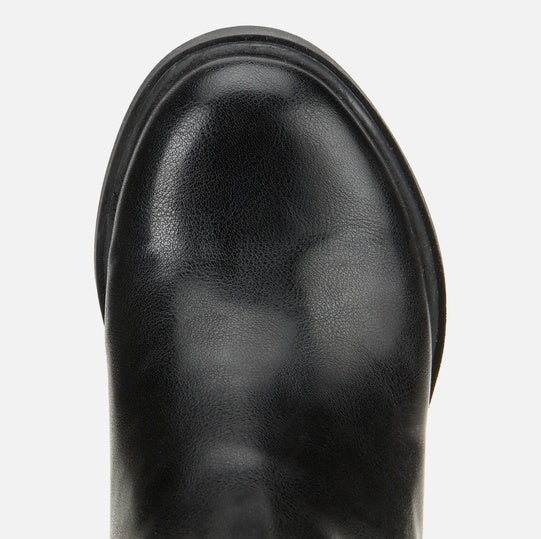 Çizme e gjatë ngjyrë e zezë