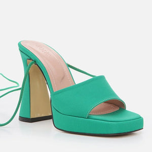 Sandale ngjyrë e gjelbërt