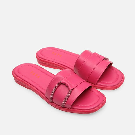 Papuqe ngjyrë rozë