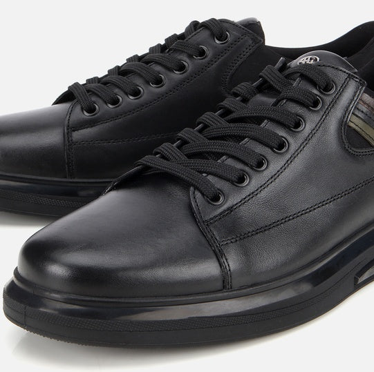 Lëkurë origjinale ngjyrë e zezë