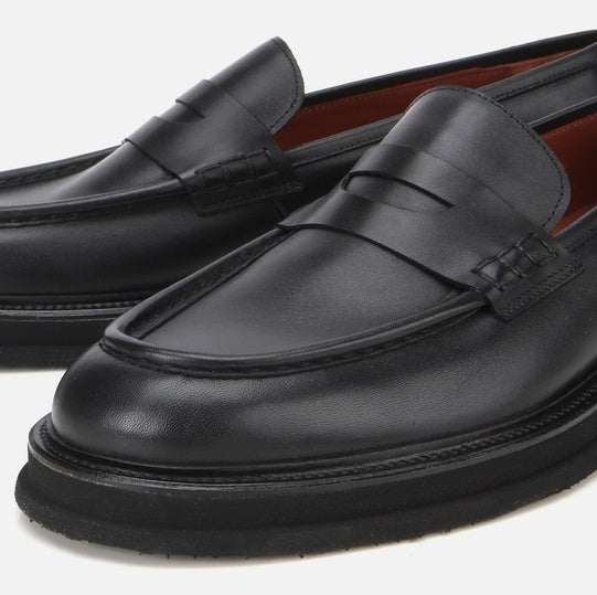 Lëkurë origjinale ngjyrë e zezë