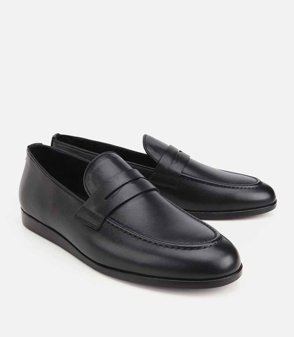 Loafer Burrash e Zezë - anash
