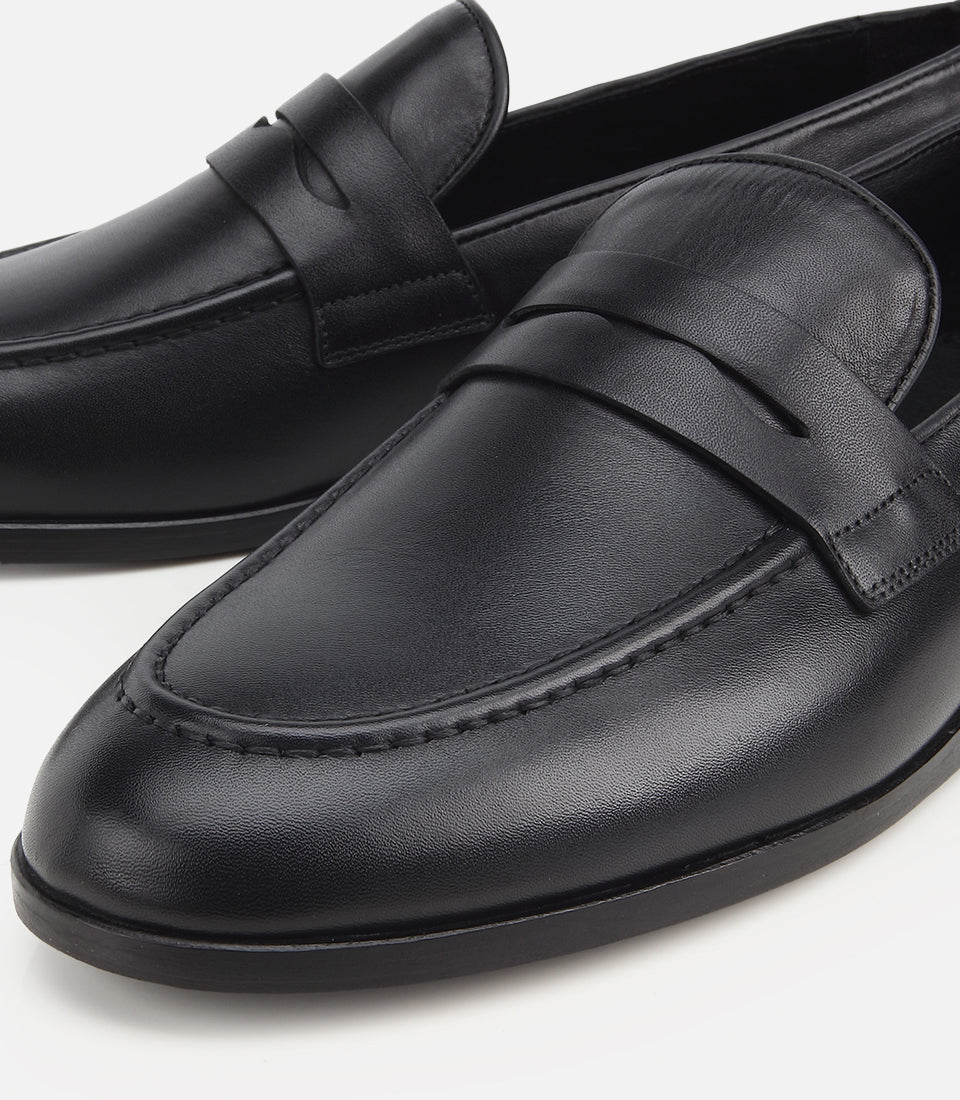 Loafer Burrash e Zezë - sipër