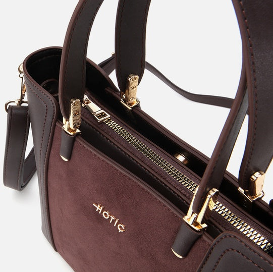 Çantë elegante ngjyrë kafe